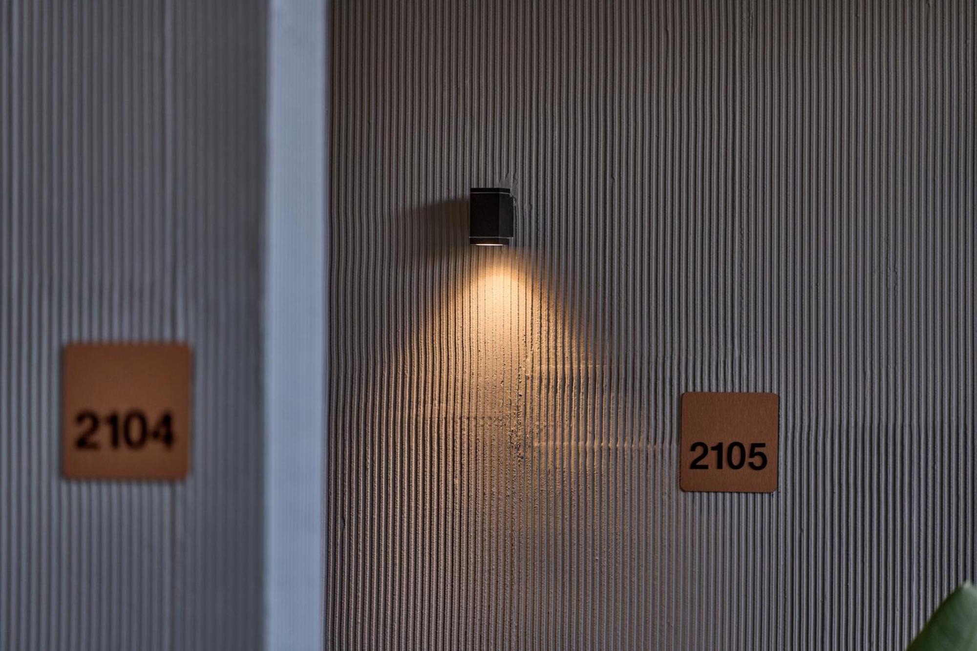 Red Door Samsen Hotel, Bangkok Zewnętrze zdjęcie